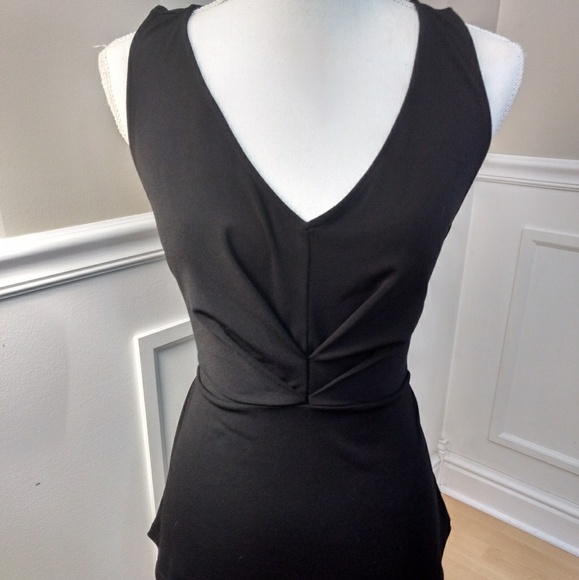 Express Tops - New Express sleeveless dressy top